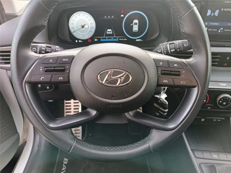 Hyundai Bayon usata a Bari (15)