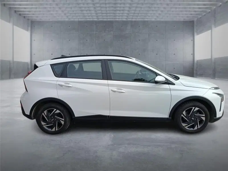 Hyundai Bayon usata a Bari (7)