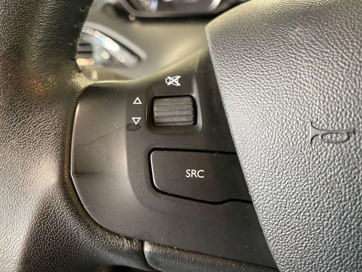 Peugeot 208 usata a Torino (12)