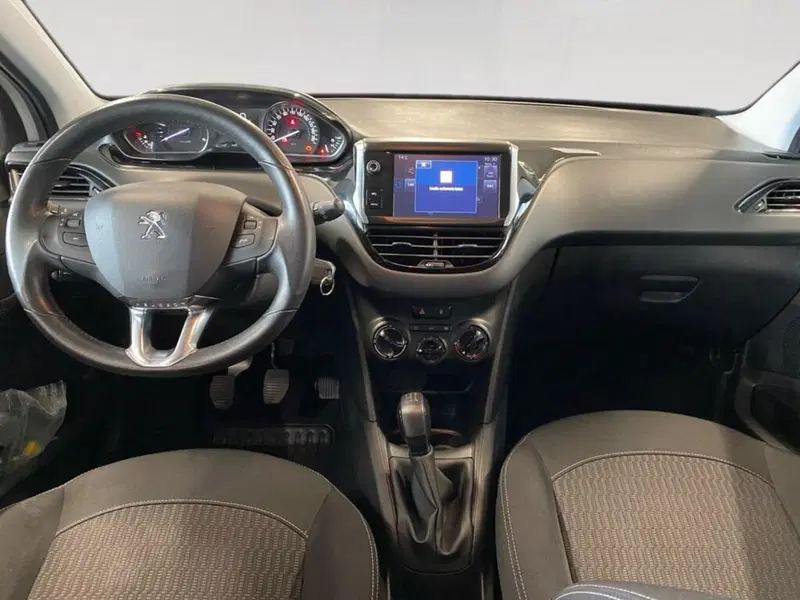 Peugeot 208 usata a Torino (6)