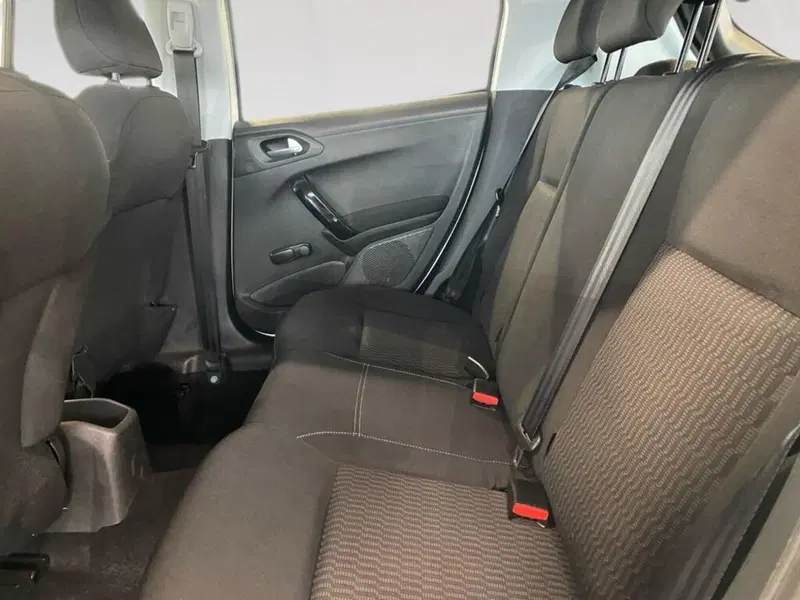 Peugeot 208 usata a Torino (8)