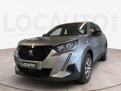 Peugeot 2008 1.2 puretech Active s&amp;s 100cv del 2023 usata a Torino