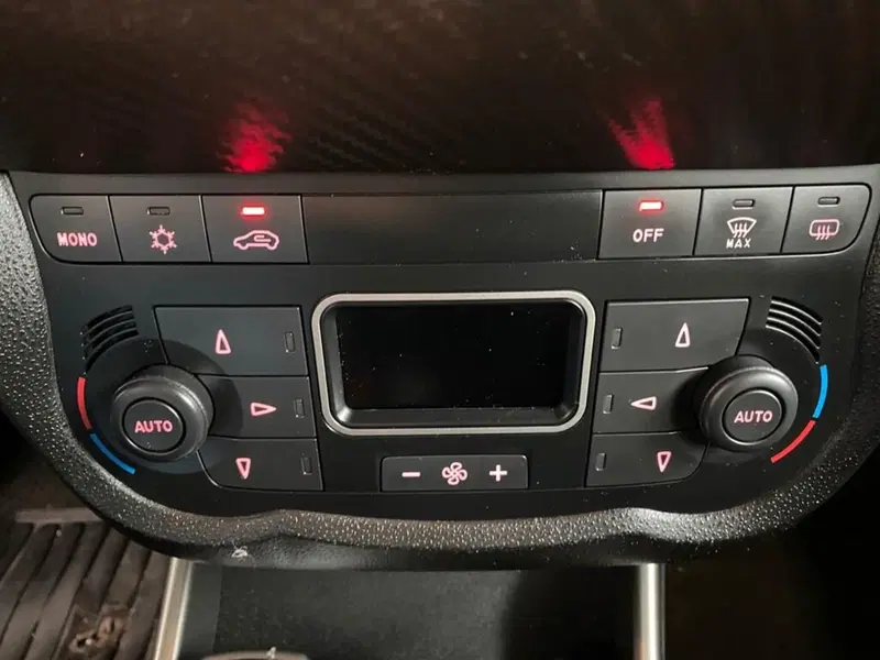 Alfa Romeo MiTo usata a Torino (10)