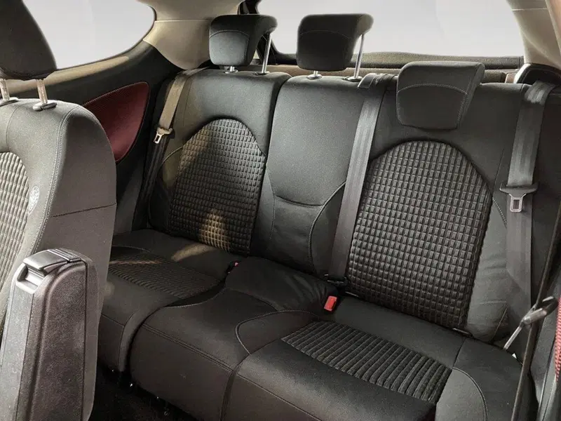 Alfa Romeo MiTo usata a Torino (7)