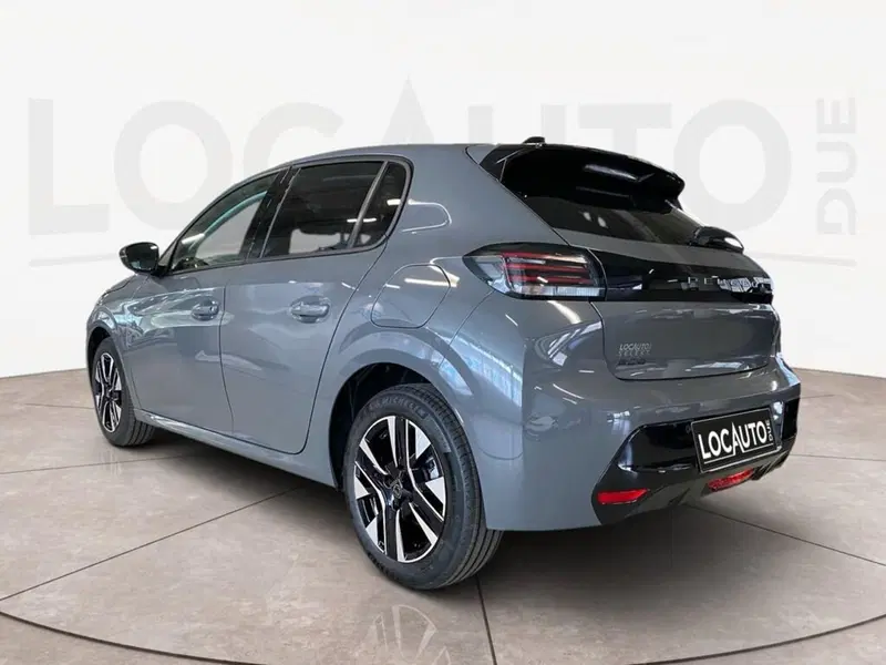Peugeot 208 nuova a Torino (5)