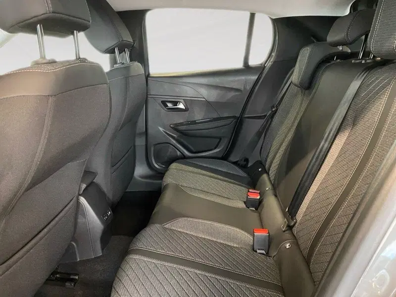 Peugeot 208 nuova a Torino (8)
