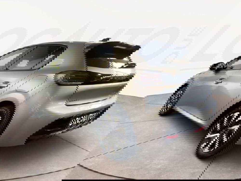 Peugeot 208 nuova a Torino (5)