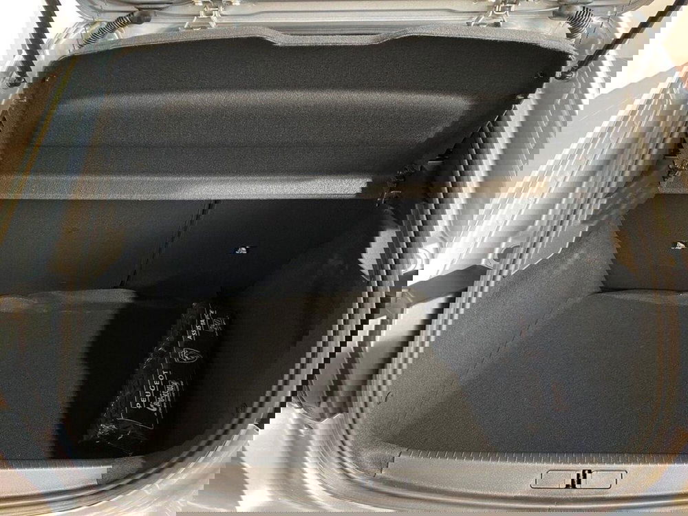 Peugeot 208 nuova a Torino (9)