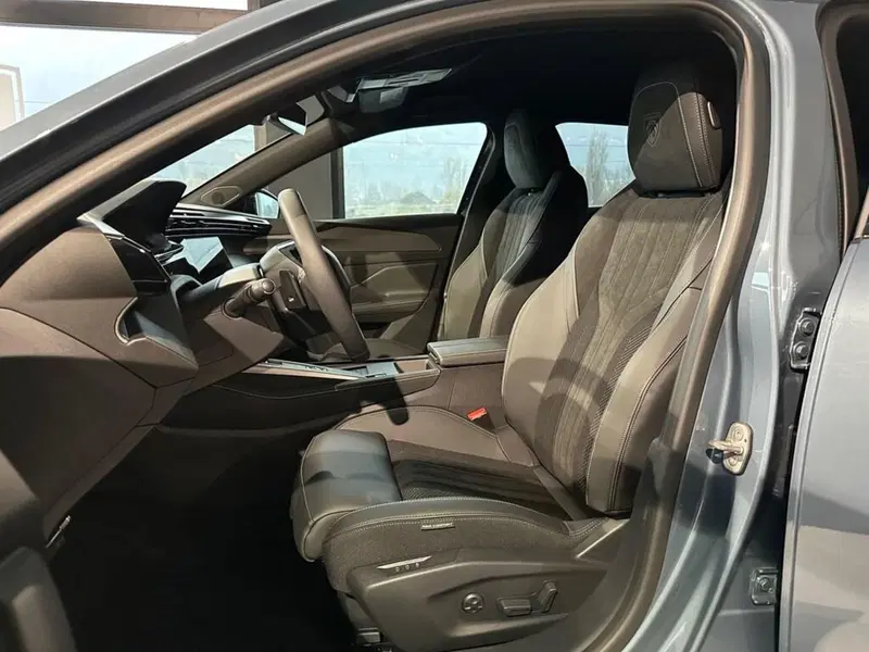 Peugeot 308 SW nuova a Sondrio (10)