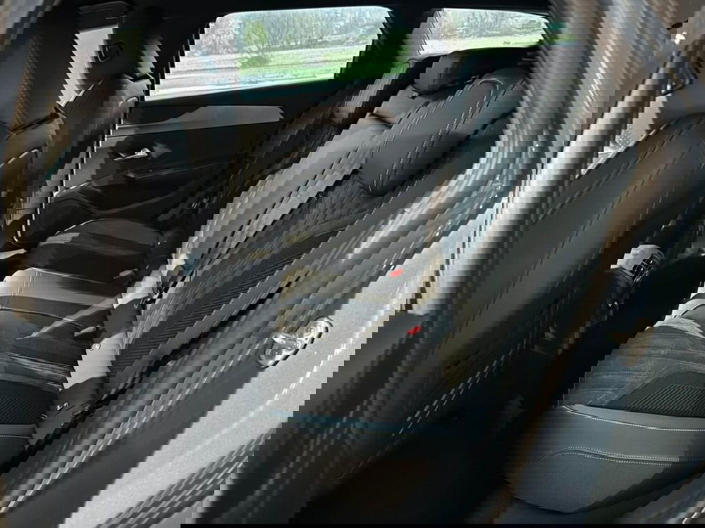 Peugeot 308 SW nuova a Sondrio (11)