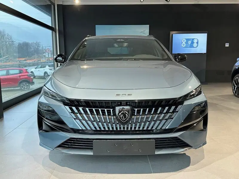 Peugeot 308 SW nuova a Sondrio (8)