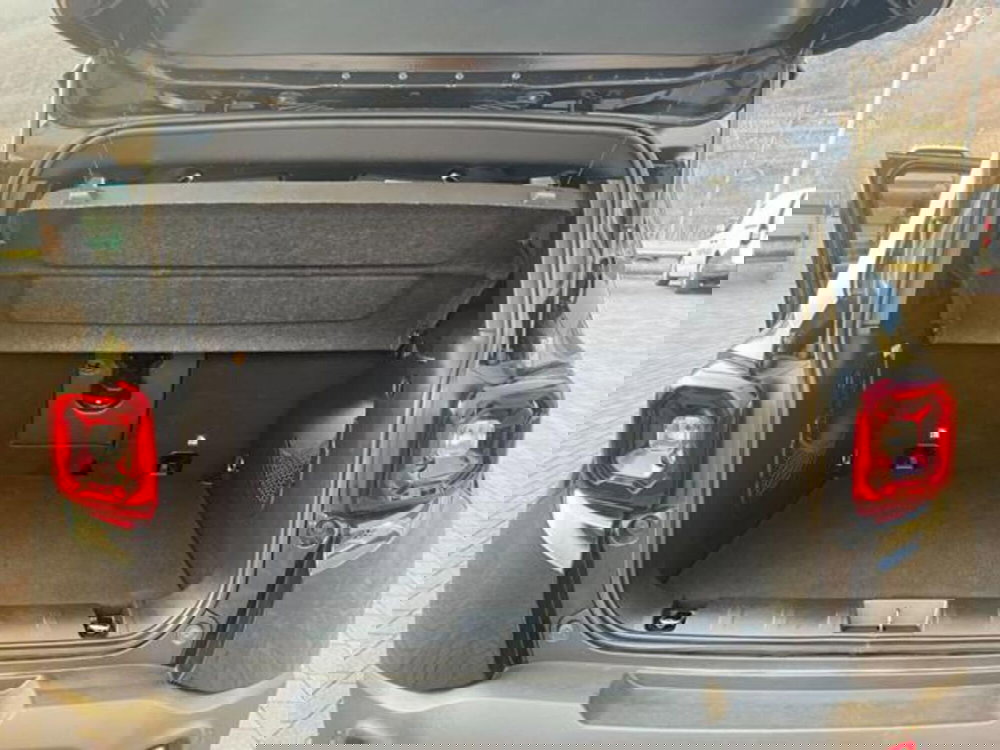 Jeep Renegade usata a Sondrio (18)