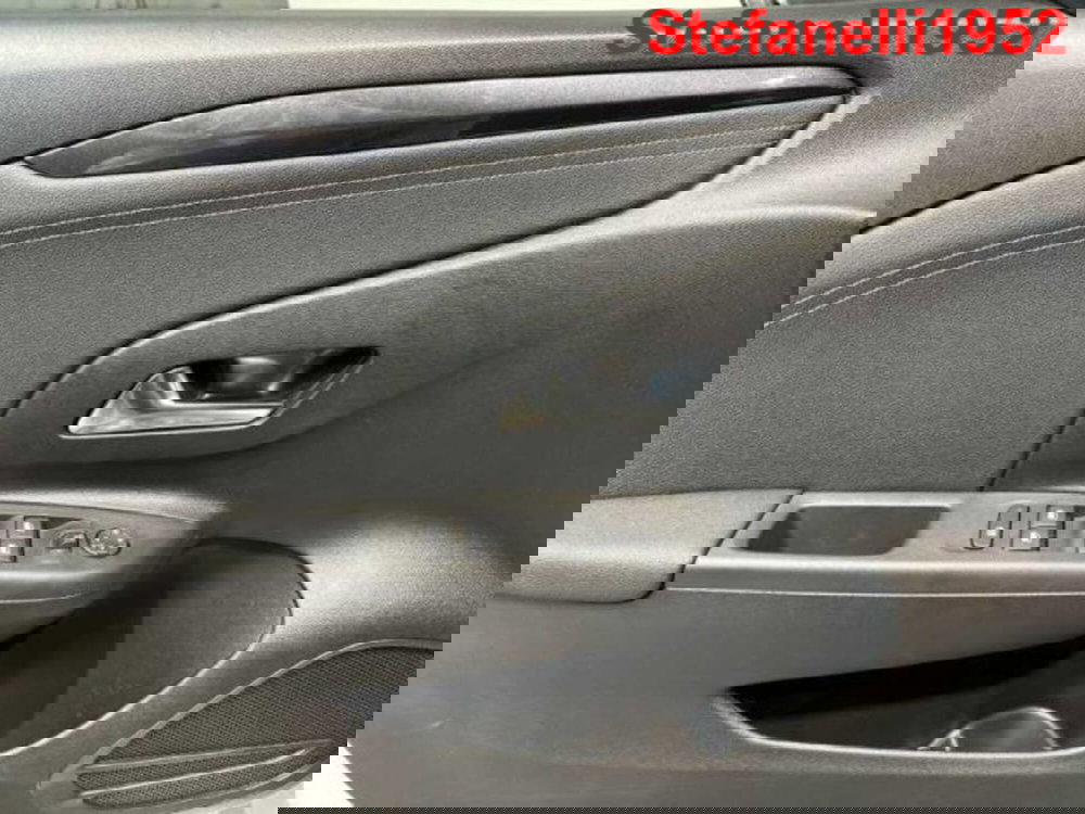 Opel Corsa nuova a Bologna (10)