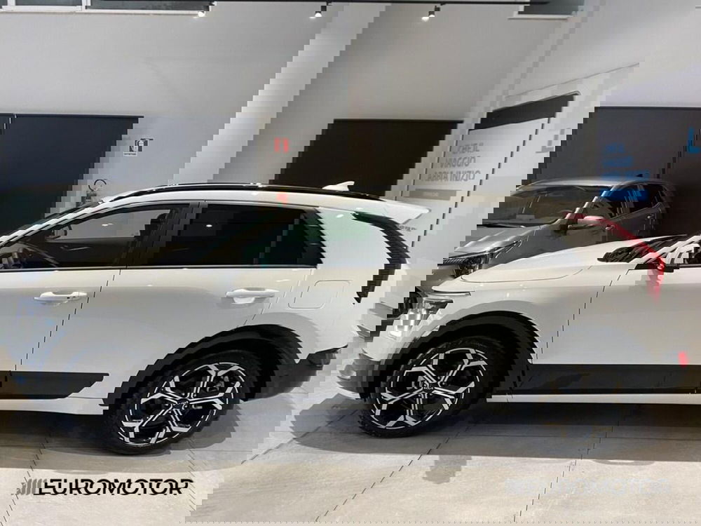 Kia Niro nuova a Bari (10)