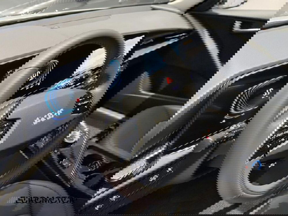 Kia Niro nuova a Bari (14)