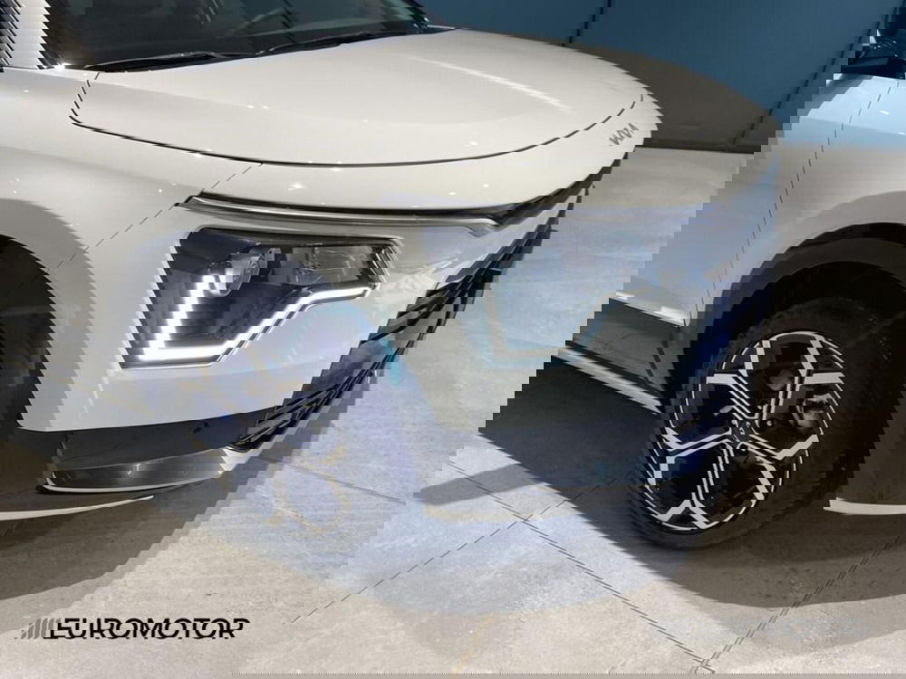 Kia Niro nuova a Bari (4)