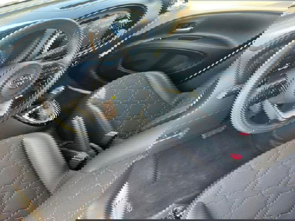 Toyota Aygo X usata a Sassari (7)