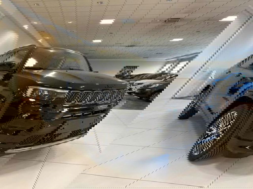 Jeep Compass nuova a Vercelli