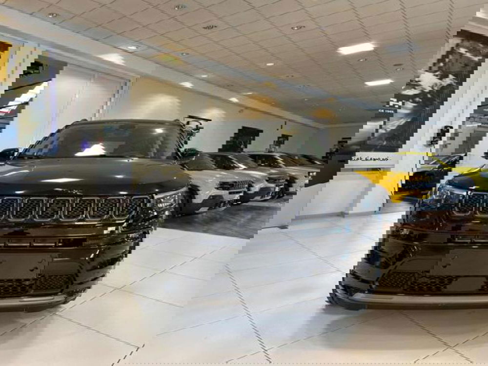 Jeep Compass nuova a Vercelli (8)