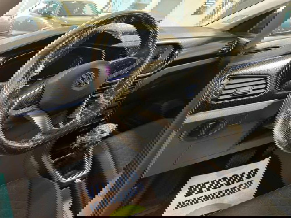 Volkswagen T-Cross usata a Vercelli (11)