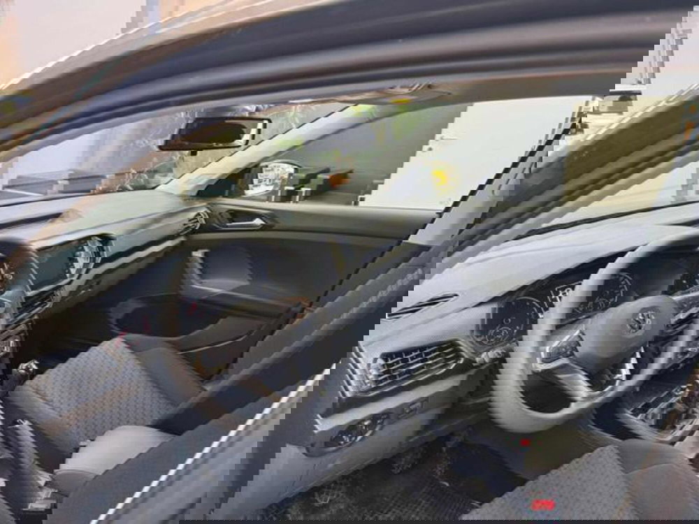 Volkswagen T-Cross usata a Vercelli (12)