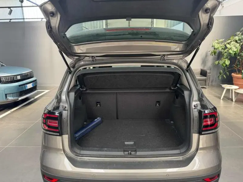 Volkswagen T-Cross usata a Vercelli (17)