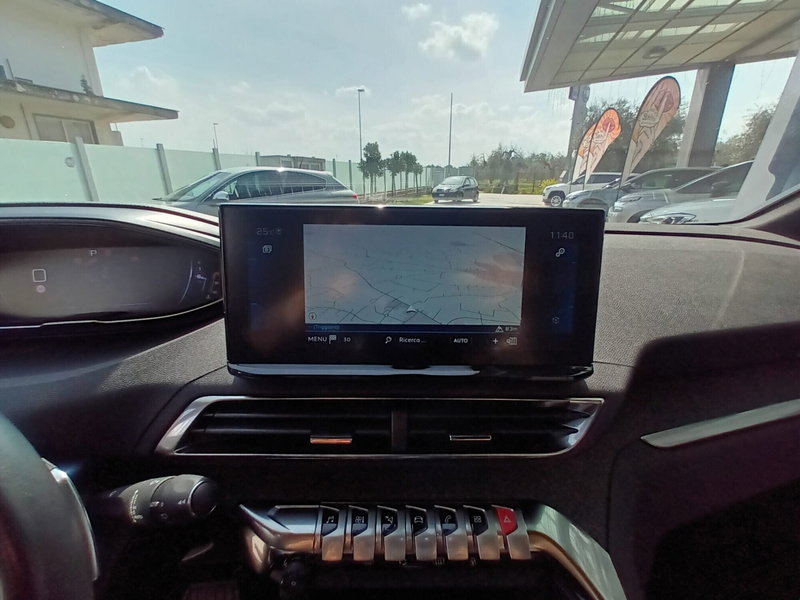 Peugeot 3008 usata a Bari (10)