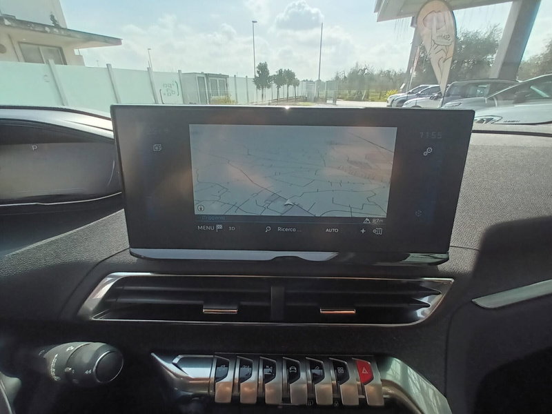 Peugeot 3008 usata a Bari (11)