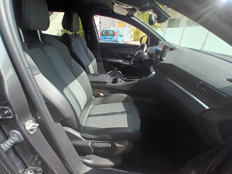 Peugeot 3008 usata a Bari (15)