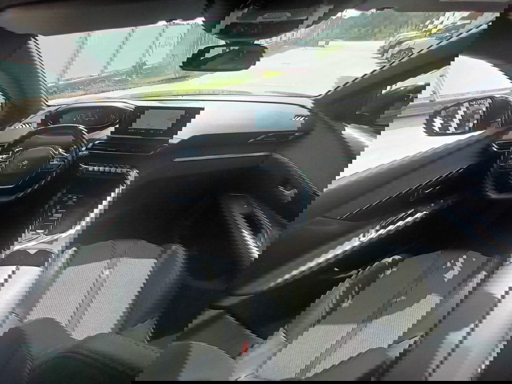 Peugeot 3008 usata a Bari (17)