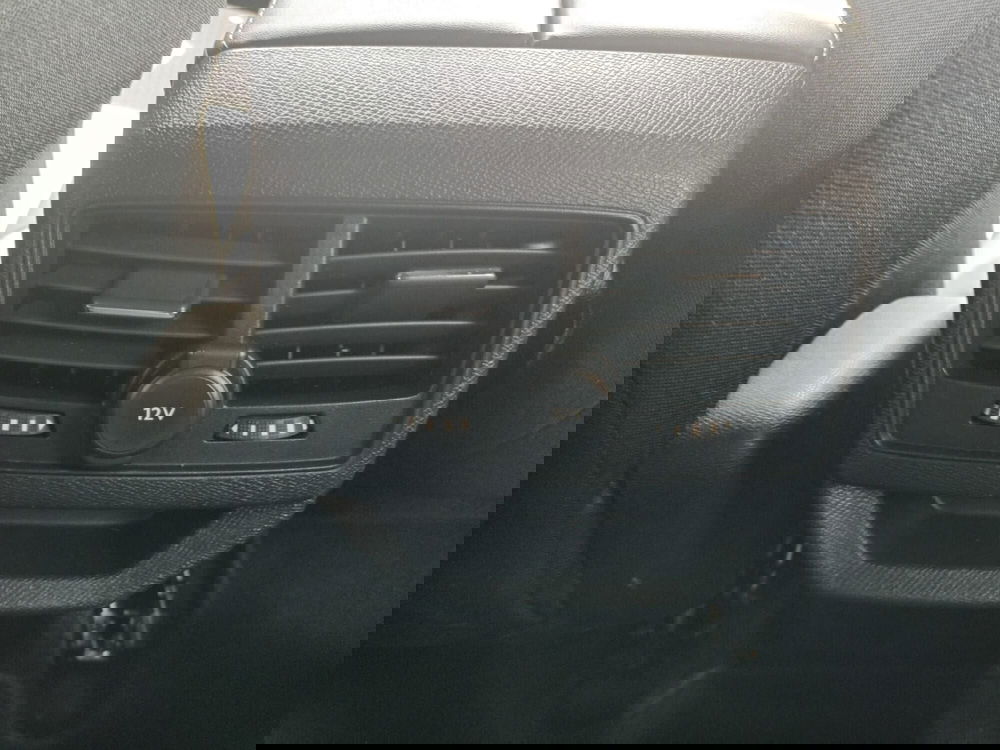 Peugeot 3008 usata a Bari (19)