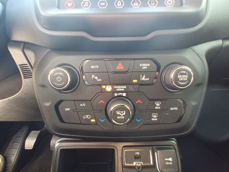 Jeep Renegade usata a Bari (13)