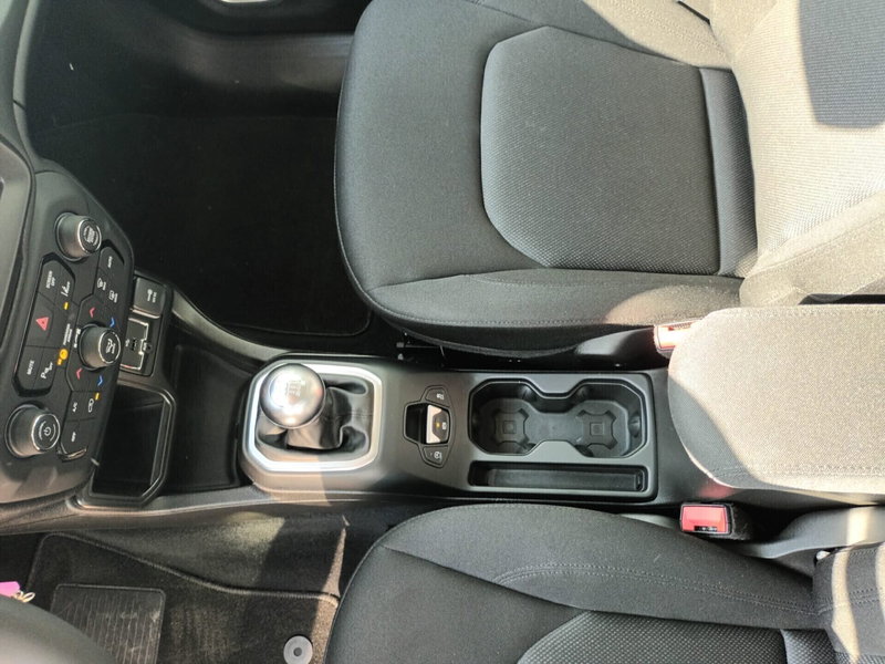 Jeep Renegade usata a Bari (14)