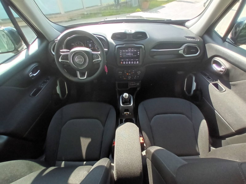 Jeep Renegade usata a Bari (17)