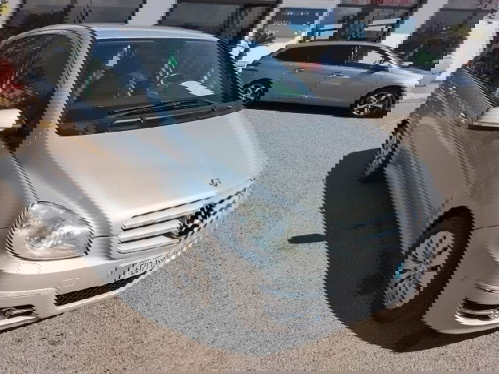 Mercedes-Benz Classe B usata a Cosenza (3)