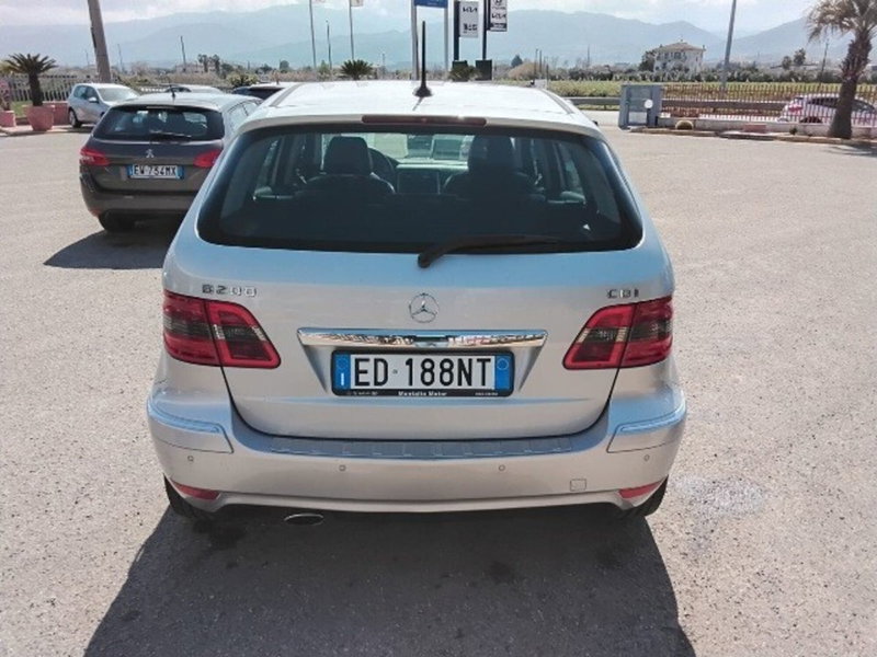 Mercedes-Benz Classe B usata a Cosenza (6)