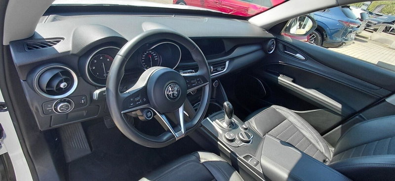 Alfa Romeo Stelvio usata a Cosenza (10)