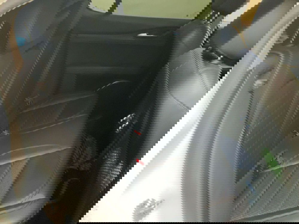 Alfa Romeo Stelvio usata a Cosenza (11)