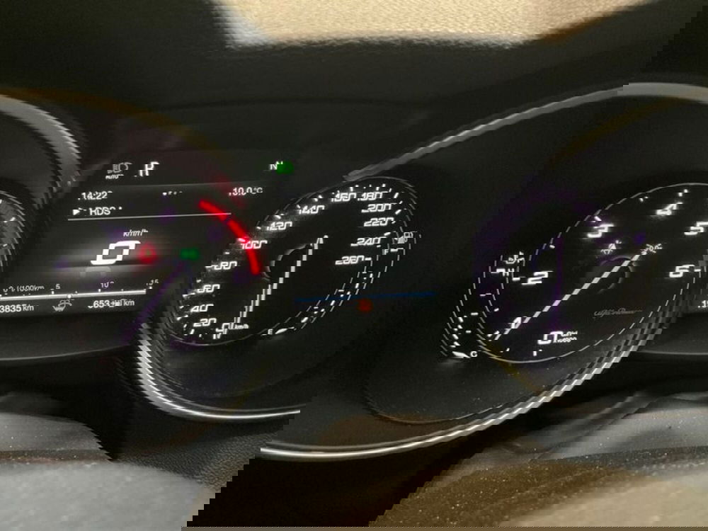 Alfa Romeo Stelvio usata a Cosenza (12)