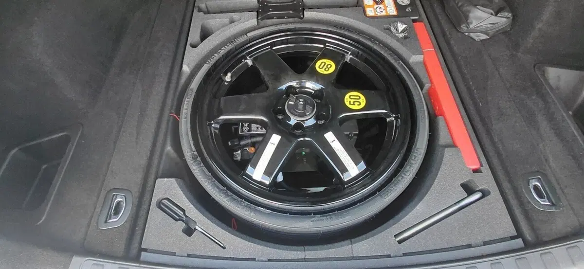 Alfa Romeo Stelvio usata a Cosenza (18)