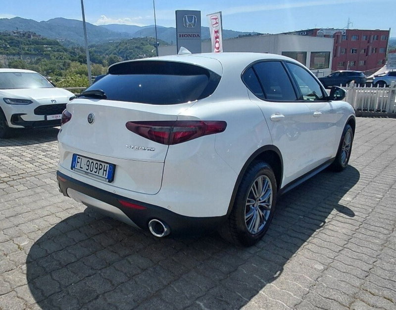 Alfa Romeo Stelvio usata a Cosenza (5)