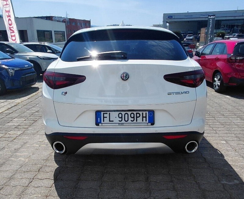 Alfa Romeo Stelvio usata a Cosenza (6)