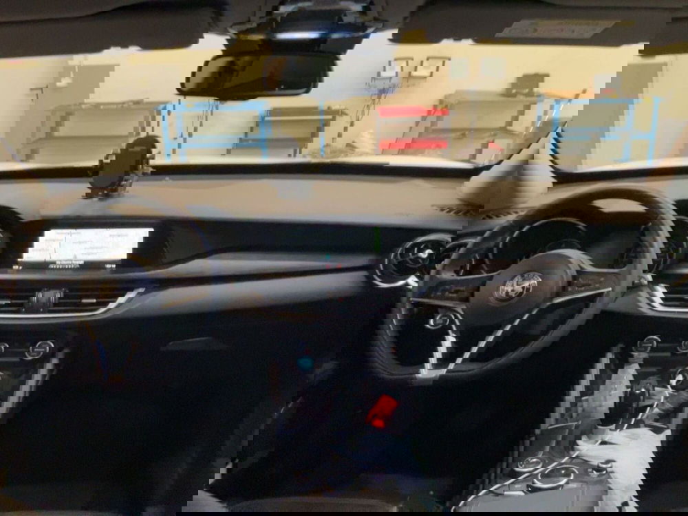 Alfa Romeo Stelvio usata a Cosenza (9)