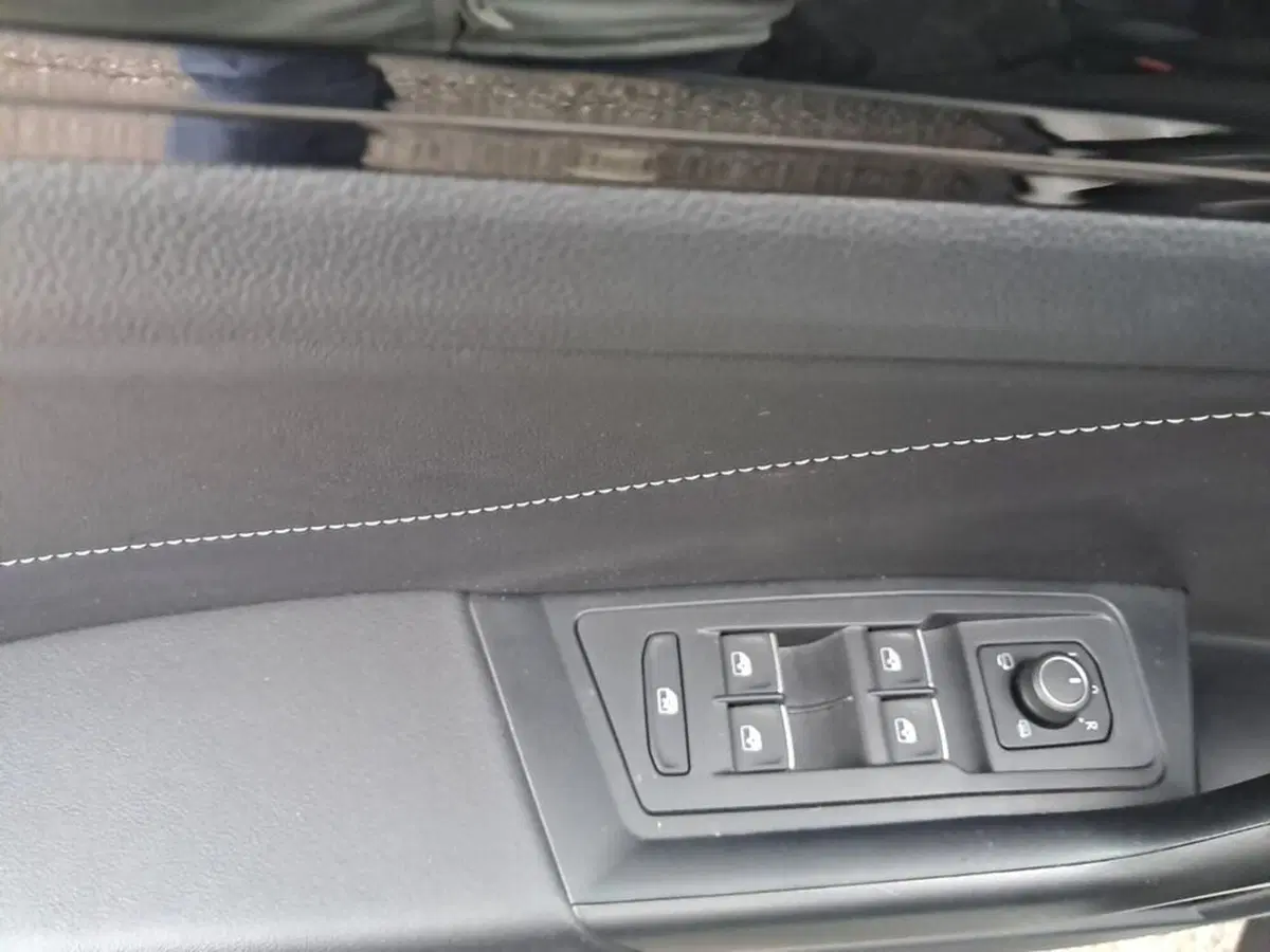 Volkswagen T-Roc usata a Ravenna (12)