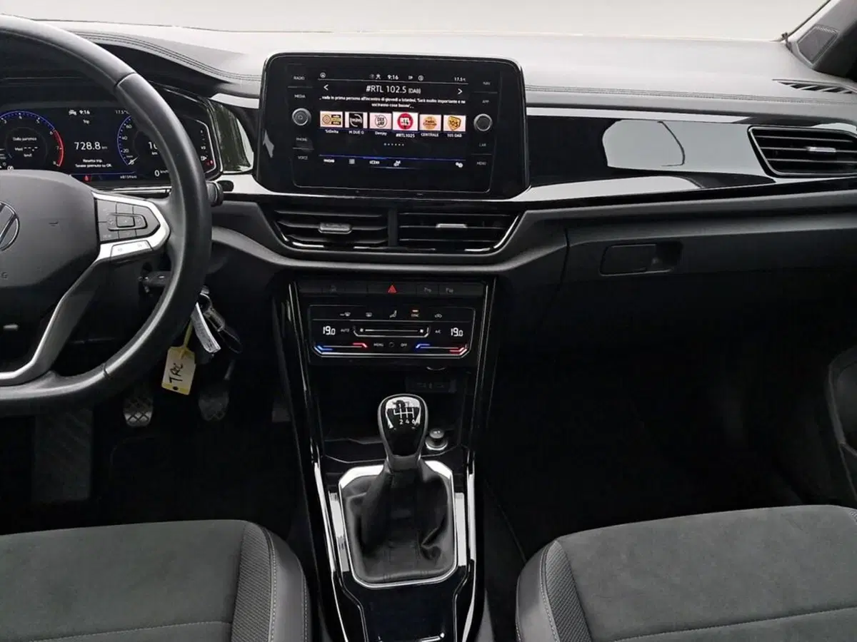 Volkswagen T-Roc usata a Ravenna (8)