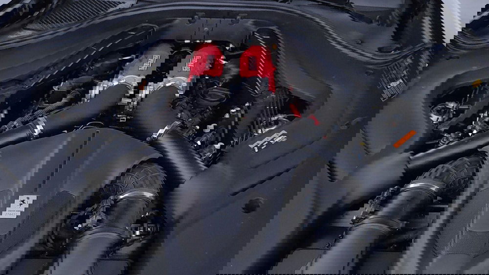 Ferrari Roma Coupé usata a Perugia (12)