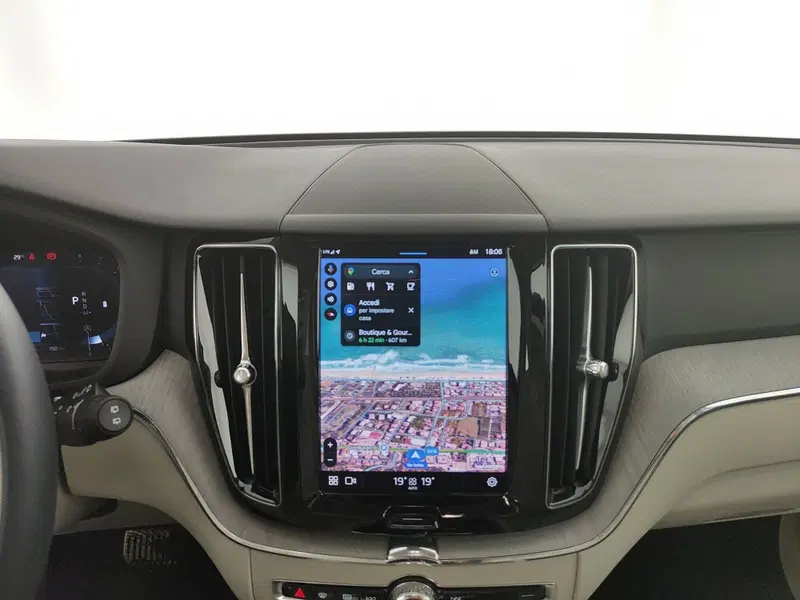 Volvo XC60 usata a L'Aquila (19)
