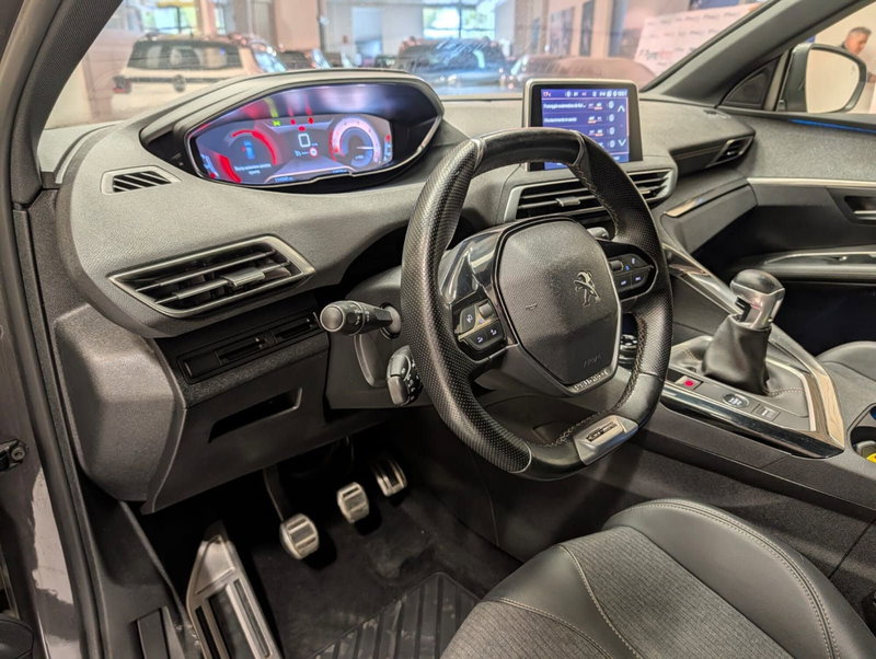 Peugeot 3008 usata a Teramo (11)