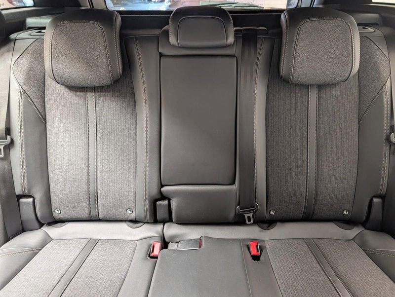 Peugeot 3008 usata a Teramo (13)