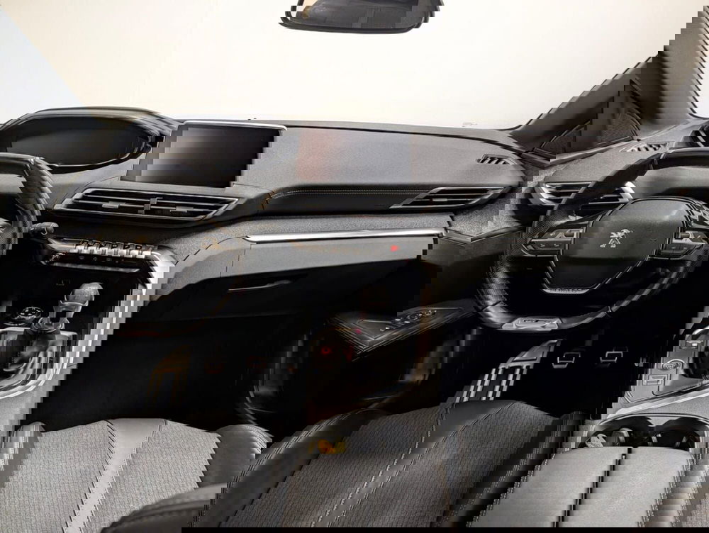 Peugeot 3008 usata a Teramo (16)